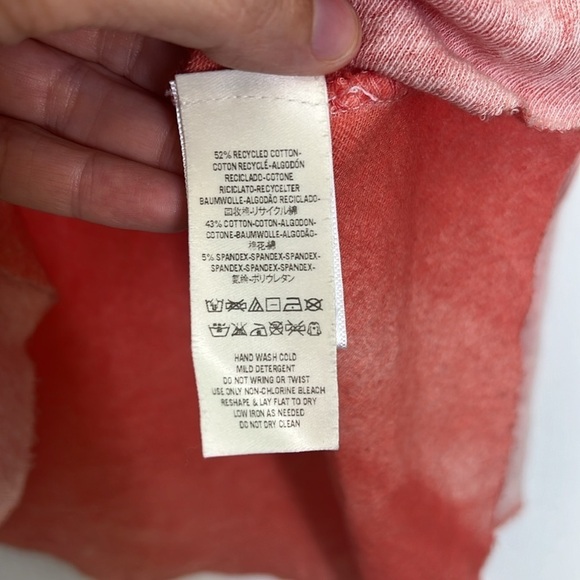 Free People - Long Beach Asymmetrical H Coral Mineral Wash Long Sleeve T Size XS - Picture 8 of 10